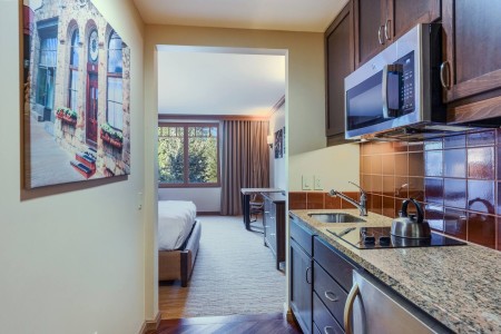 eae613ee ee42 4569 9eb6 6d69dab38aa2