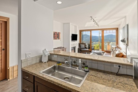 imageye imgi 74 bb886d4d caef 4cb5 b9cd 5ad53b0ae8fd