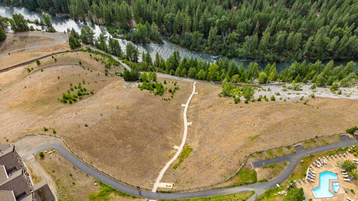 imageye imgi 85 8d3278d7 e011 468a 8e2b 0efd10c3278f