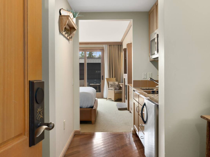 c381497b e604 4bff 80ab a2852b693851